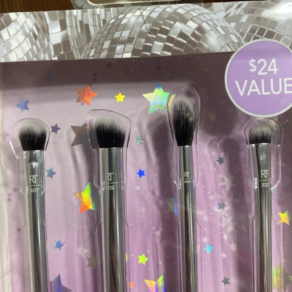 Real‎ Techniques Metallic Eyes Makeup Brush Set 4 Piece New In Package